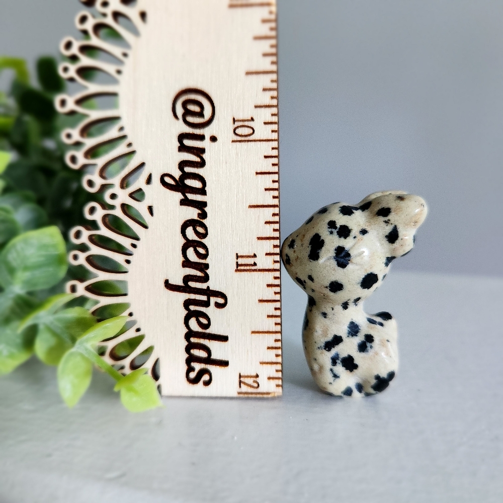 Dalmation jasper deer or reindeer - mini crystal carving - Picture 6 of 6